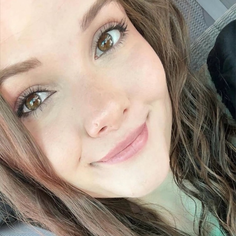 Meet your Posher, Kaitlyn